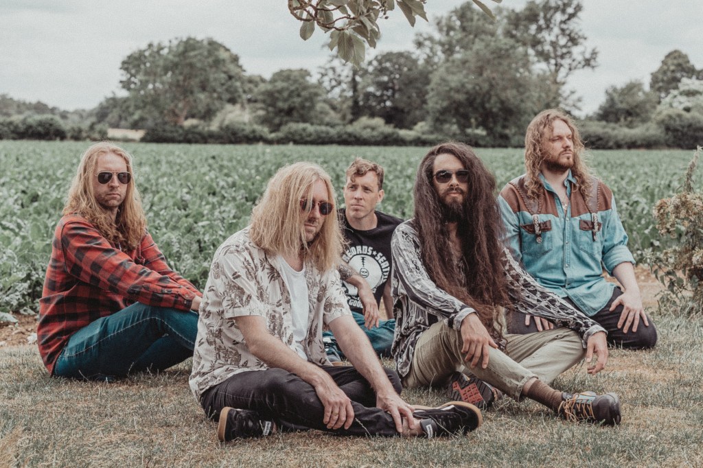 Set The Tone With… The Lunar Effect