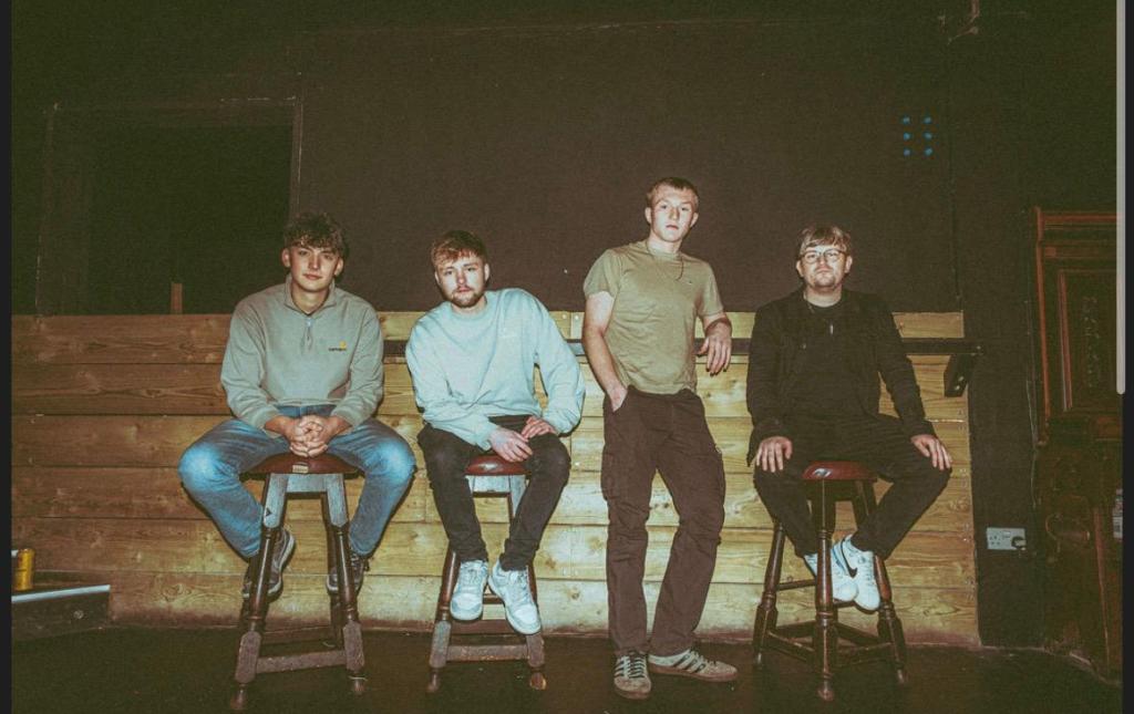 Arienas band promo shot - The The Money Single