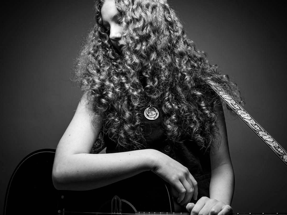 Under The Radar –&nbsp;Romy