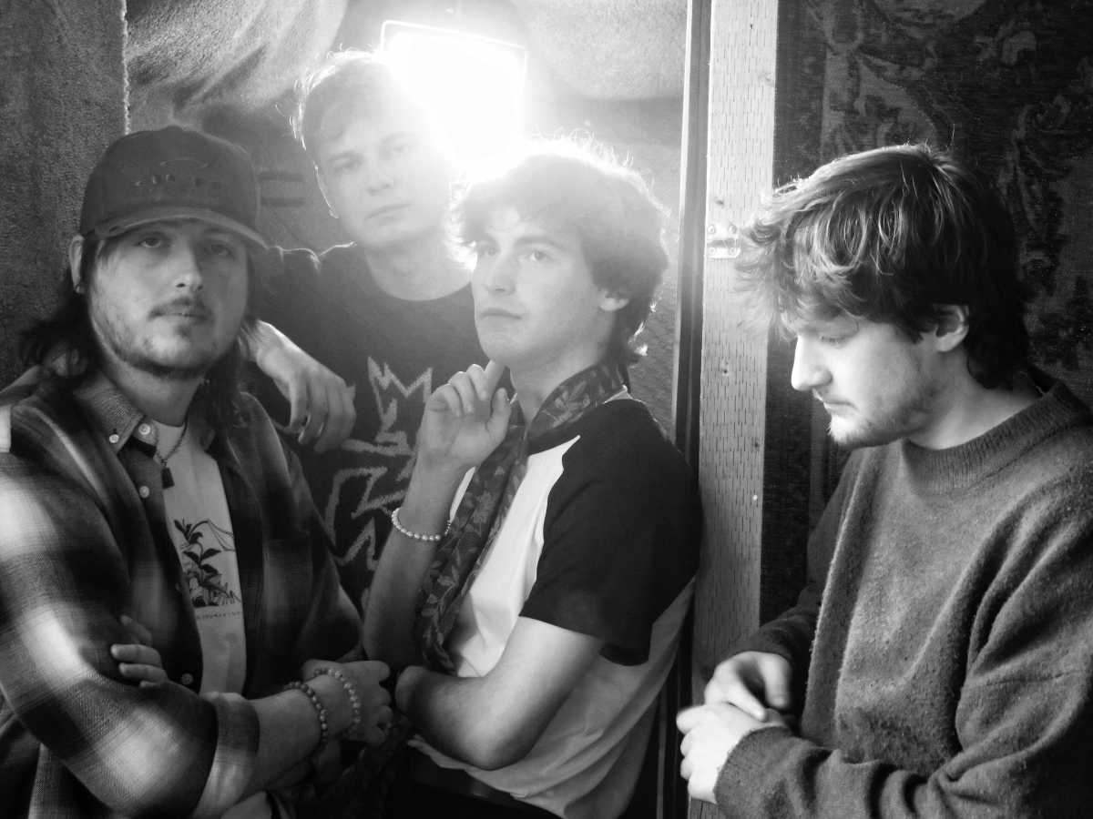 Song Of The Week : Colour TV – Wake Up,&nbsp;Sleepyhead